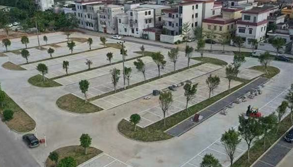  城市闲置空地改造，社区公益球场免费开放