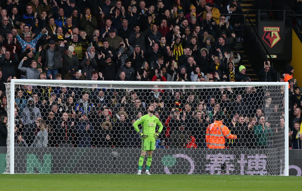  定位球防守现漏洞，致命失误葬送胜果