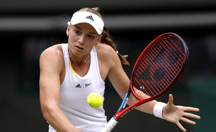  莱巴金娜温网夺冠书写新传奇