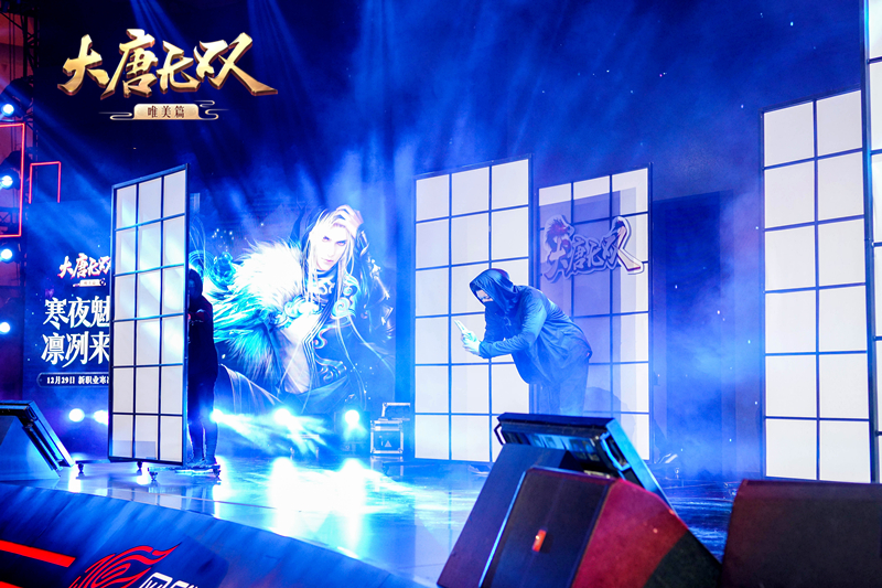  极限操作惊艳全场定义电竞美学